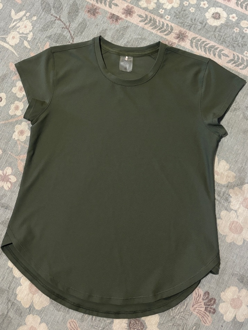 CALIA by Carrie Underwood Olive Green Short Sleeve Crewneck Tee